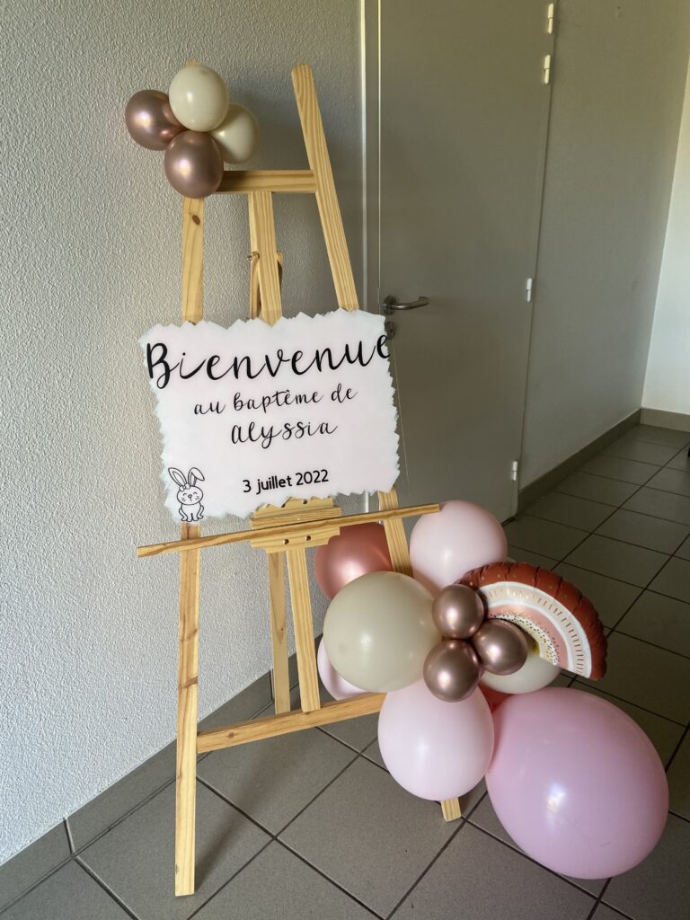 plexiglass personnalisé decoration organisation anniversaire morbihan arche de ballons mariage baptême