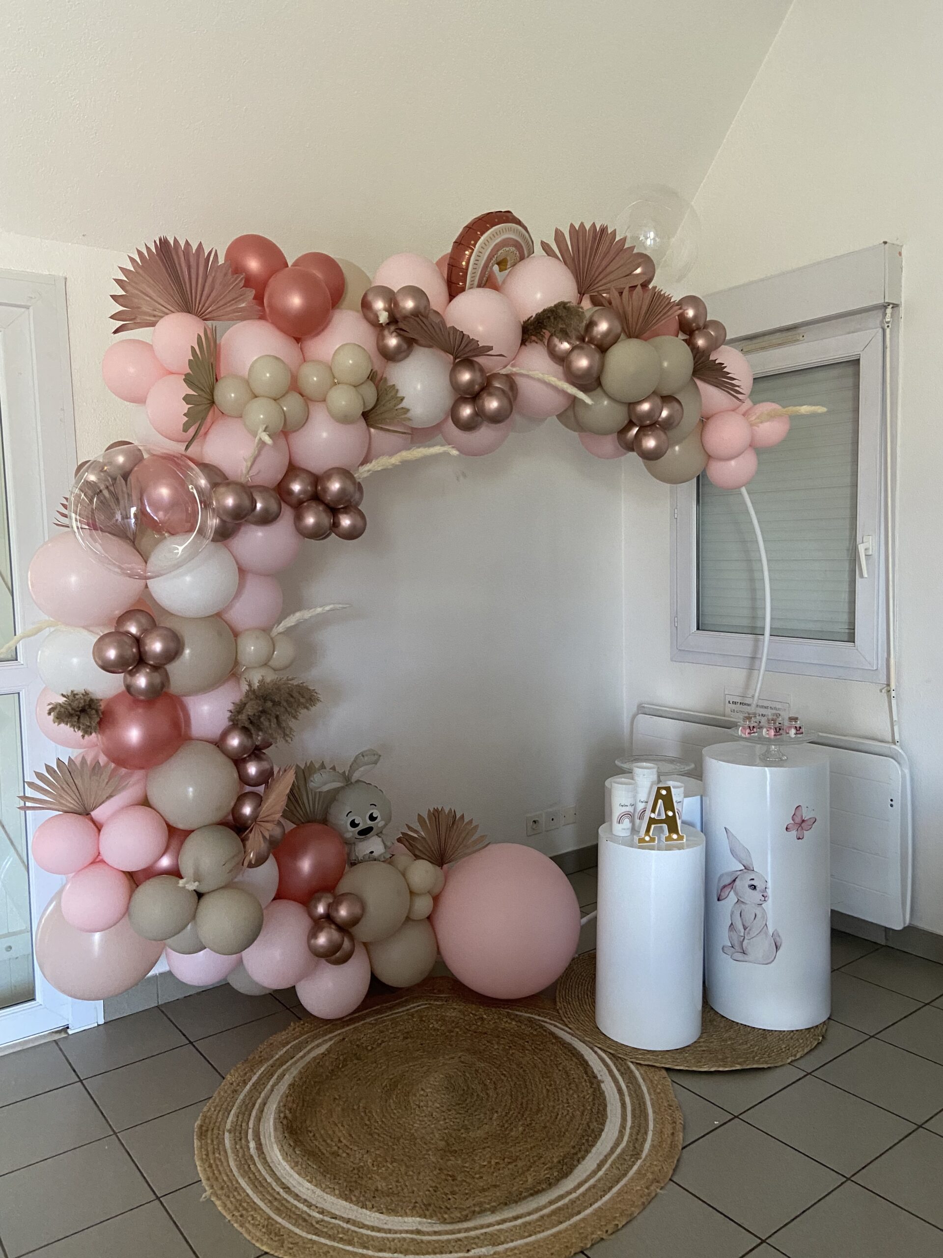 cylindre à gâteauu en location decoration organisation anniversaire morbihan arche de ballons