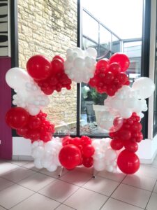 arche de ballons organisation décorateur anniversaire morbihan loire atlantique enfant adulte