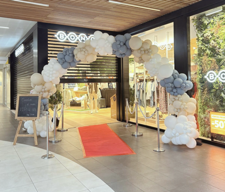 décoration arche de ballons magasin ouverture inauguration Morbihan Bretagne vannes Lorient