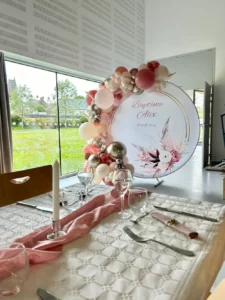 décorateur baptême arche de ballons toile personnalisée Morbihan Bretagne loire atlantique