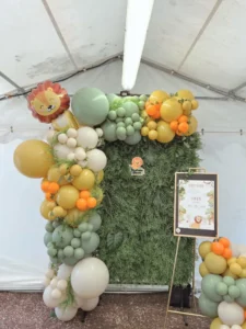 décorateur baptême arche de ballons toile personnalisée Morbihan Bretagne loire atlantique