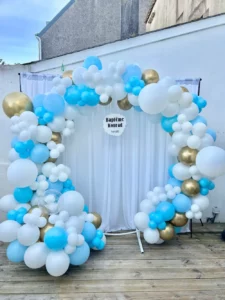 décorateur baptême arche de ballons toile personnalisée Morbihan Bretagne loire atlantique