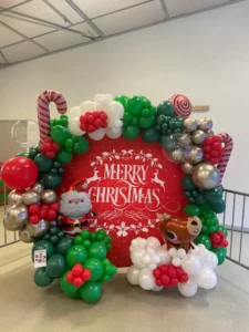Arche de ballons personnalisée pour noël à vannes