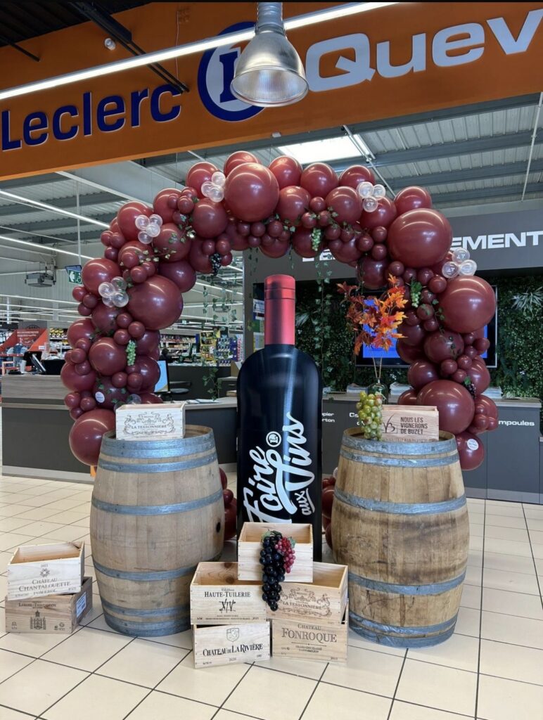 foire aux vins décoration arche de ballons